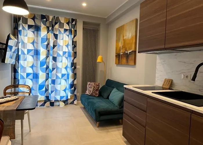 アパートホテル Leda 3*