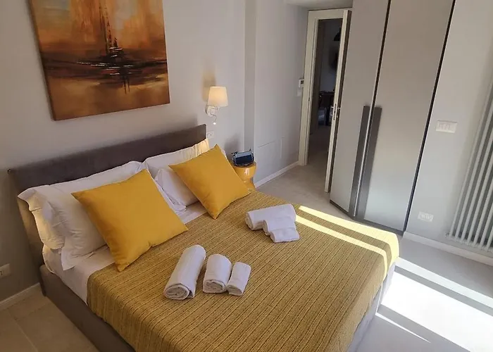 アパートホテル Leda